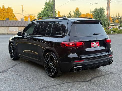 Used 2021 Mercedes-Benz GLB 35 AMG 4MATIC w/ AMG Night Package image 31