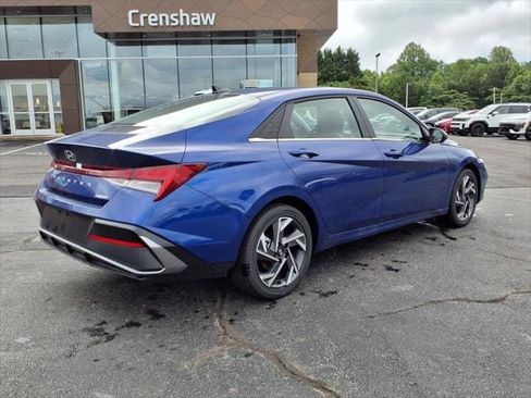 New 2025 Hyundai Elantra Limited image 7