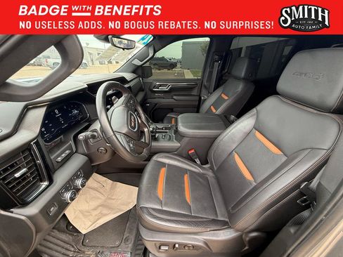 Used 2024 GMC Sierra 1500 AT4 w/ Technology Package AWD/4WD image 28