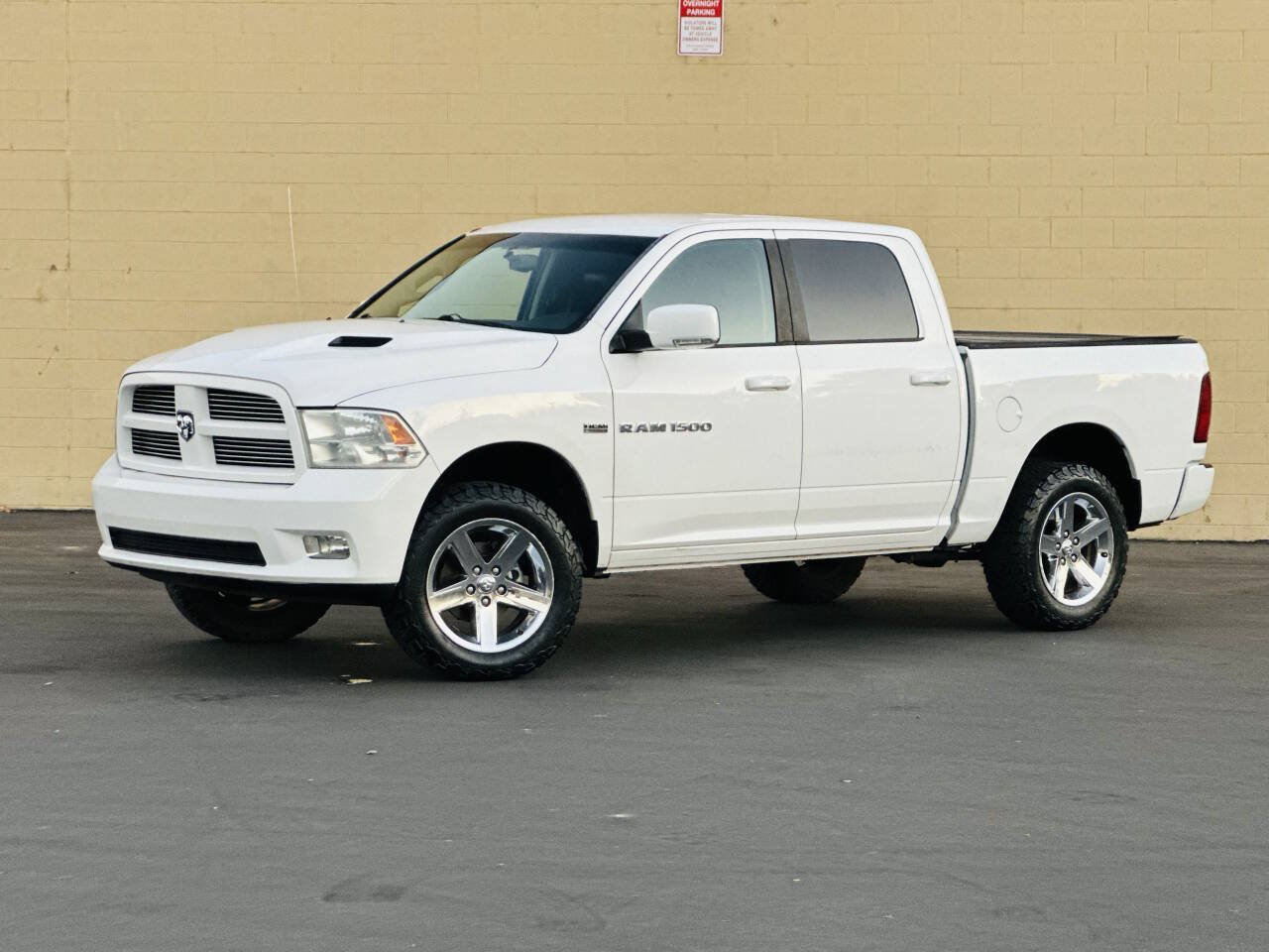 Used 2012 RAM 1500 Sport w/ Sport Premium Group AWD/4WD image 4