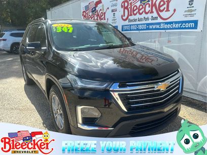 Used 2022 Chevrolet Traverse LT