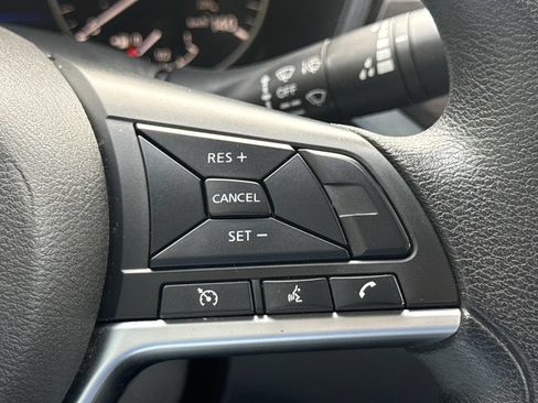 Used 2024 Nissan Altima 2.5 SV FWD image 29