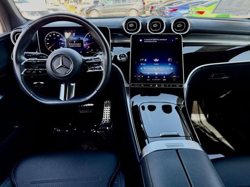 Used 2023 Mercedes-Benz GLC 300 image 40