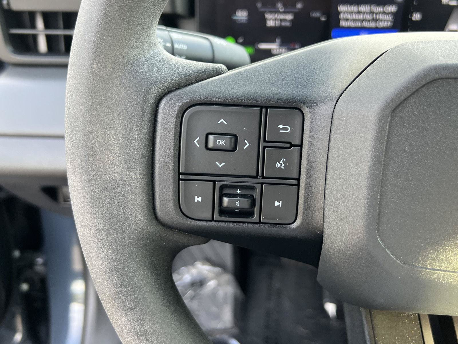 Used 2026 Toyota RAV4 LE AWD/4WD image 30