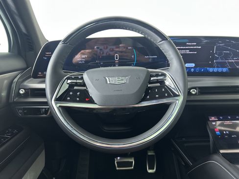 New 2026 Cadillac Vistiq Sport image 16