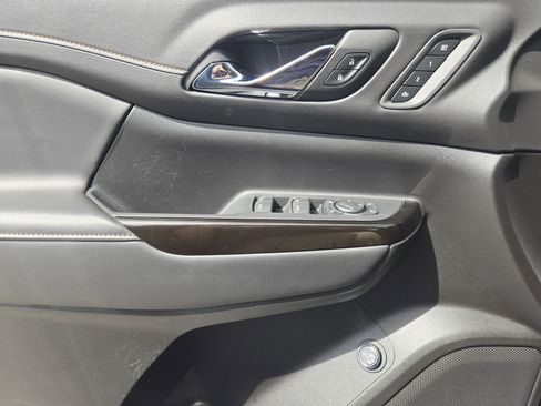 Used 2023 GMC Acadia AT4 w/ Preferred Package image 26