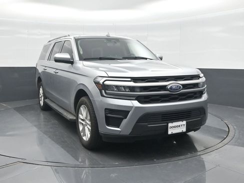 Used 2024 Ford Expedition Max XLT RWD image 8
