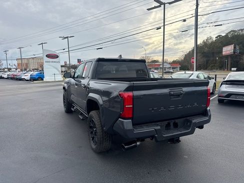 New 2025 Toyota Tacoma SR5 image 3