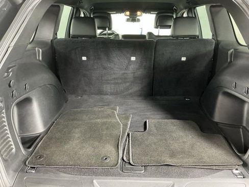 Used 2021 Jeep Grand Cherokee Laredo X image 22