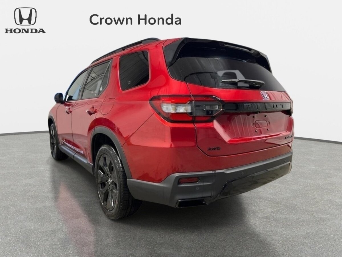 New 2026 Honda Pilot Black Edition image 3
