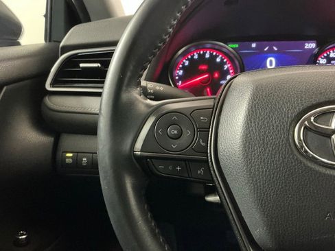 Used 2021 Toyota Camry XSE FWD image 16
