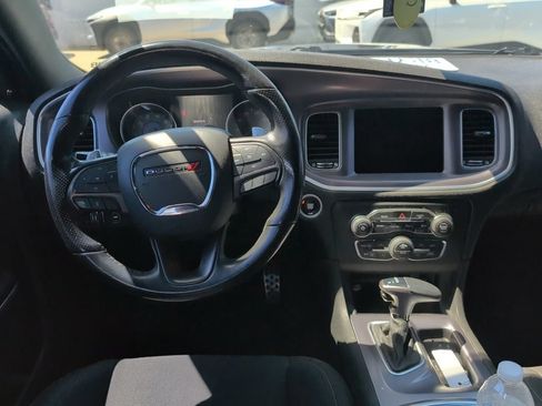 Used 2019 Dodge Charger GT RWD image 9