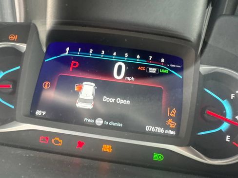 Used 2019 Honda Pilot Touring image 13
