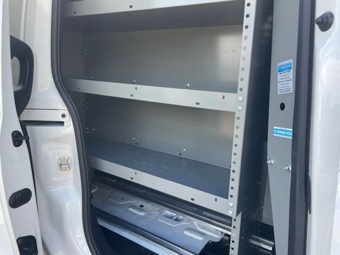 Used 2017 RAM ProMaster City Tradesman image 11