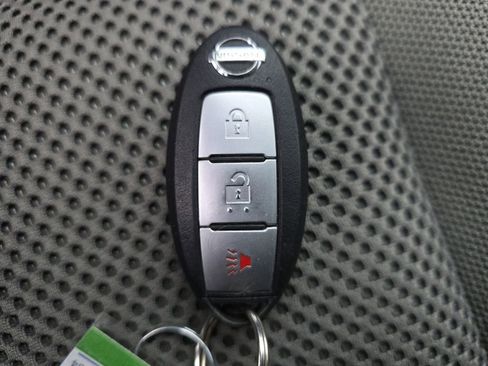 Used 2021 Nissan Frontier SV image 44