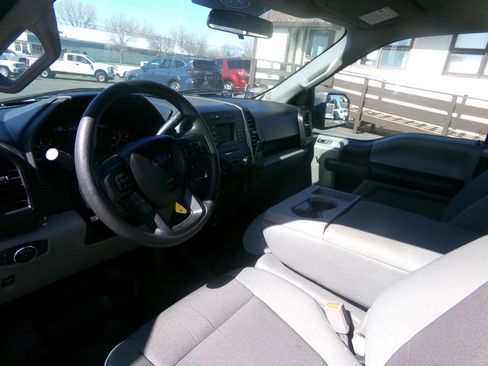 Used 2017 Ford F150 XL w/ Equipment Group 101A Mid RWD image 13