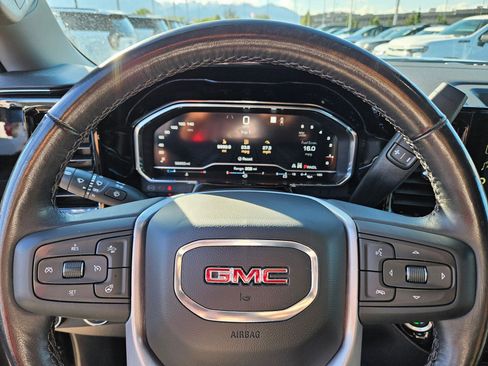 Used 2022 GMC Sierra 1500 Elevation w/ X31 Off-Road Package AWD/4WD image 34