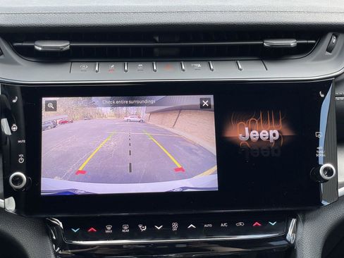 New 2026 Jeep Grand Cherokee L Limited AWD/4WD image 23