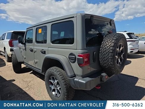 Used 2022 Jeep Wrangler Unlimited Rubicon w/ LED Lighting Group AWD/4WD image 7
