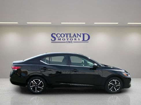 Used 2024 Nissan Sentra SV image 5