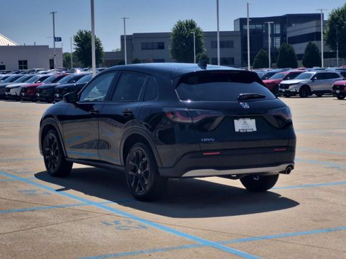 Certified 2024 Honda HR-V Sport image 9