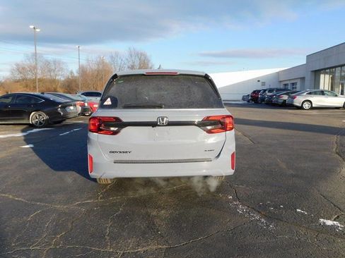 New 2026 Honda Odyssey Sport-L image 4