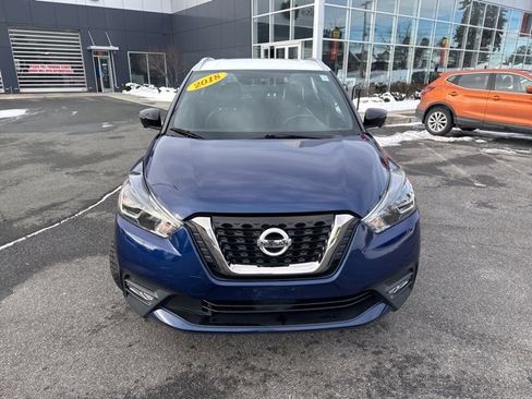 Used 2018 Nissan Kicks SR w/ Premium Package image 2