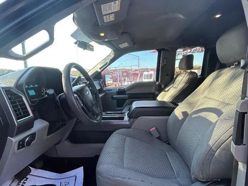 Used 2015 Ford F150 XLT image 11