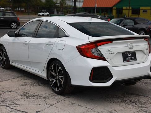 Used 2018 Honda Civic Si image 8
