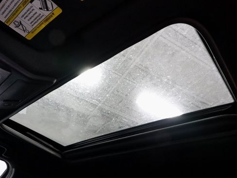 Used 2022 Nissan Frontier PRO-4X w/ Pro-4X Premium Package image 33