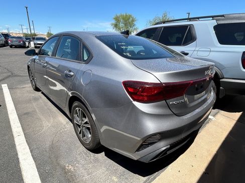 Used 2024 Kia Forte LXS FWD image 3