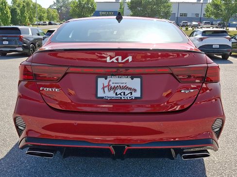 Certified 2023 Kia Forte GT w/ GT2 Package FWD image 6