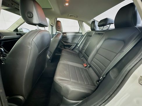 Used 2021 Volkswagen Jetta SE FWD image 27