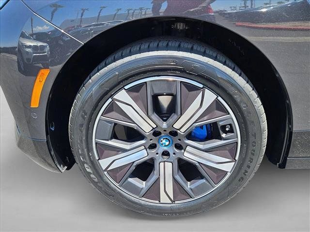Certified 2025 BMW iX xDrive50 AWD/4WD image 22