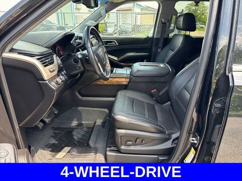 Used 2016 GMC Yukon Denali w/ Open Road Package AWD/4WD image 23