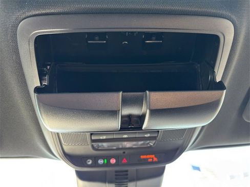 New 2026 Chevrolet Traverse Z71 w/ Enhanced Driving Package image 27