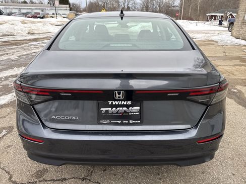 Used 2024 Honda Accord EX image 6