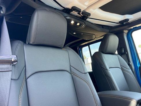 New 2026 Jeep Gladiator Sport image 16