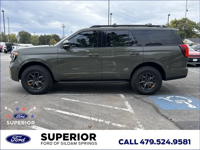 Used 2025 Ford Expedition Tremor AWD/4WD image 14