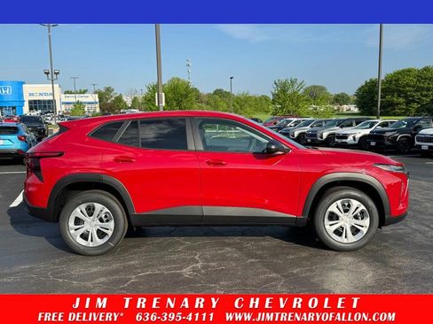 New 2026 Chevrolet Trax LS FWD image 25