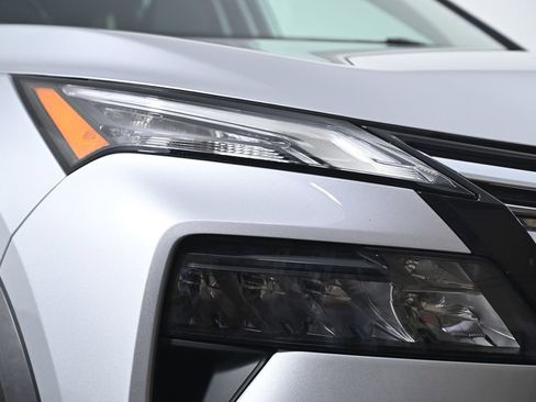 Certified 2024 Nissan Rogue S image 5