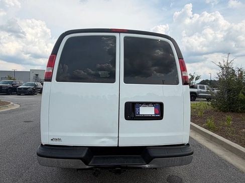 Used 2021 Chevrolet Express 2500 w/ Driver Convenience Package RWD image 11