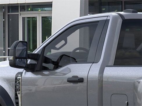 New 2026 Ford F450 XL w/ XL Chrome Package image 36