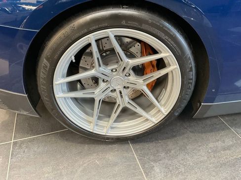 Used 2014 Nissan GT-R Premium image 6