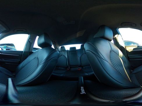 Used 2021 Toyota Camry SE image 41