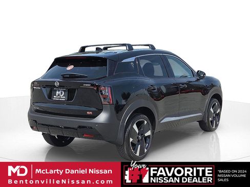 New 2026 Nissan Kicks SR FWD image 5