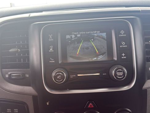 Used 2018 RAM 2500 Tradesman w/ Chrome Appearance Group AWD/4WD image 21