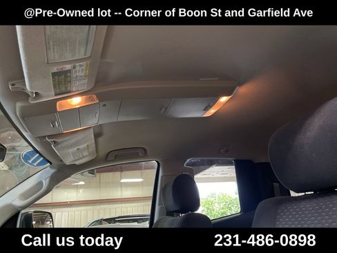 Used 2011 Toyota Tundra 4x4 Double Cab w/ TRD Off-Road Pkg image 12