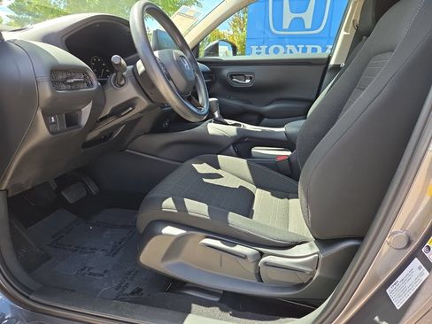 Used 2024 Honda HR-V LX image 7