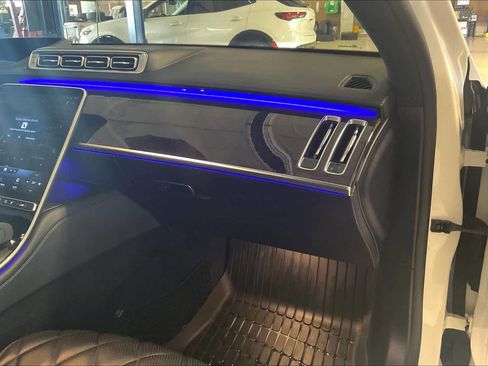 Used 2022 Mercedes-Benz S 580 4MATIC Sedan image 16
